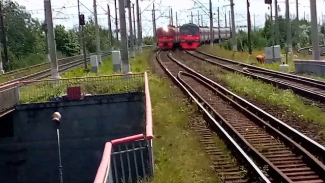 Электропоезд эд4м-0129 До Ораниенбаум и Электропоезд эт2-015 До Санкт-Петербург Ленинский Проспект смотреть онлайн