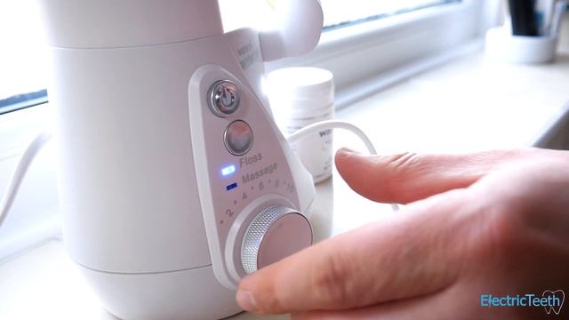 Waterpik Professional Whitening Water Flosser Review [UK] смотреть онлайн