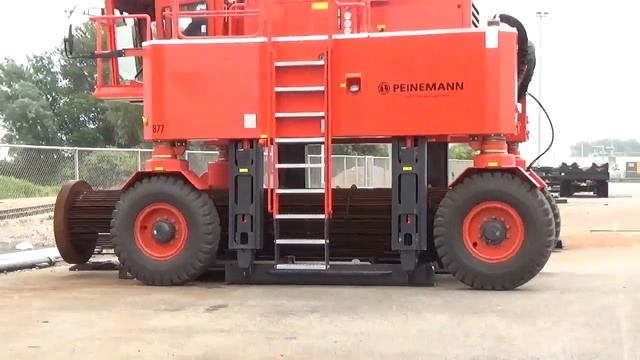 Straddle Carrier - Peinemann Equipment смотреть онлайн