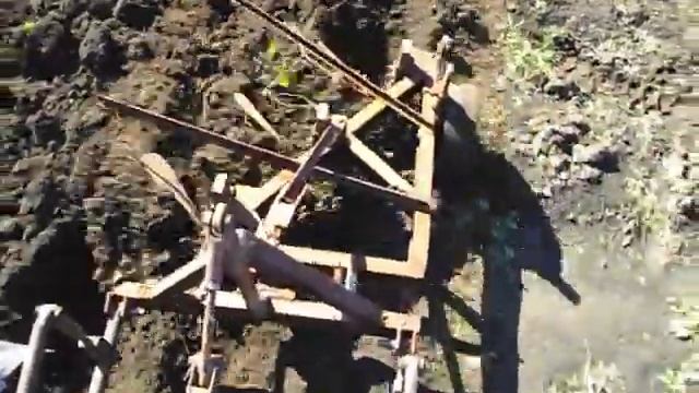 Самодельный трактор 3 корпуса в деле смотреть онлайн