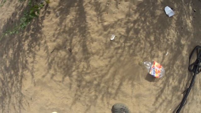 С самодельным скубом на пляже смотреть онлайн