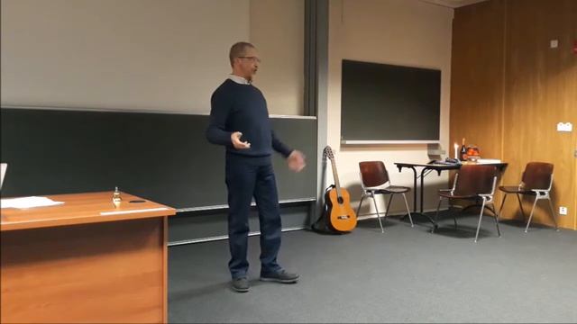"Король-победитель". Музыка Александра Дулова, стихи Мориса Карема, рус.текст Михаила Кудинова смотреть онлайн