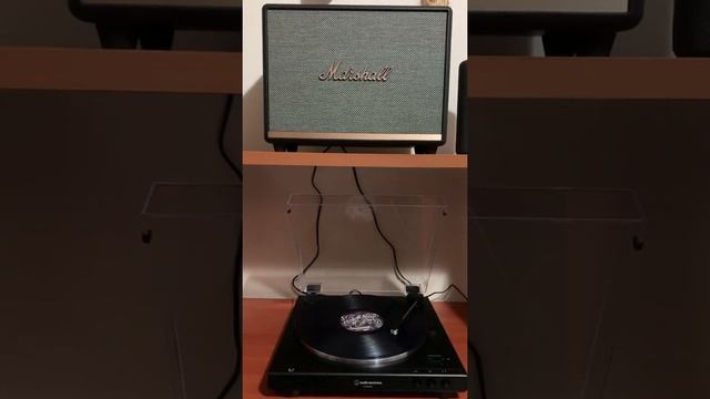 MARSHALL WOBURN 2+AUDIO TECHNICA AT-LP60XUSB смотреть онлайн
