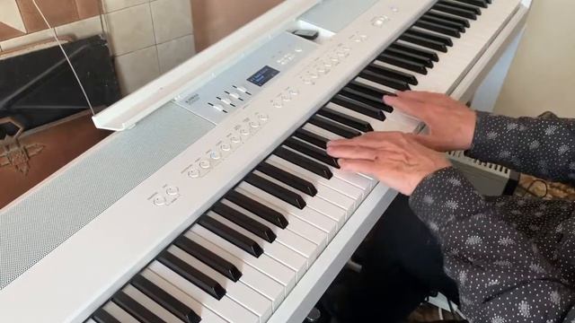 Sweet Lorraine - Nat King Cole on Kawai ES920 piano Alex Govier Falmouth Cornwall UK смотреть онлайн