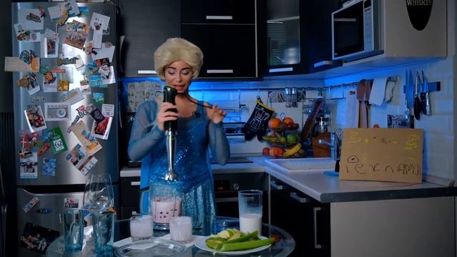 Смузи с Candy Elle смотреть онлайн