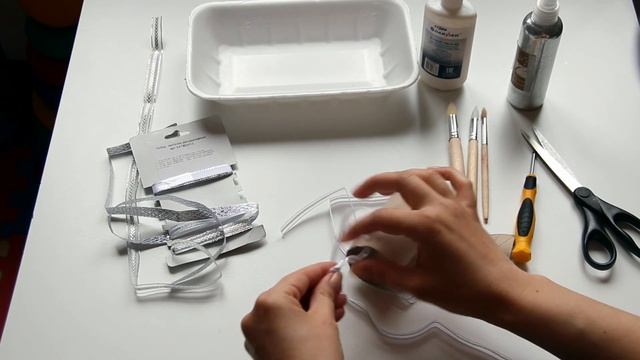 Делаем детские поделки сами обучающее видео. Корона для Принцессы. Shining krown for princess. смотреть онлайн