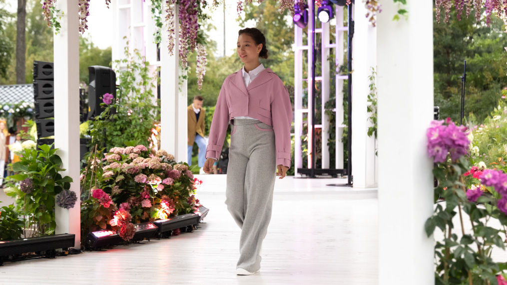 Название: Снова в школу. Как стильно одеваться в школу смотреть онлайн