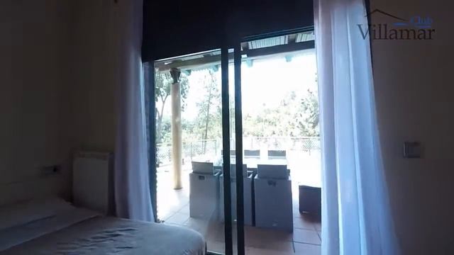 Belle villa espagnole et spacieuse avec vue sur la mer près de Lloret de Mar. смотреть онлайн