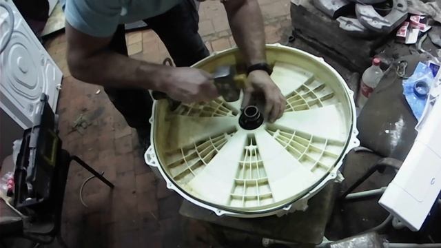 DIY Ремонт стиральной машины LG замена крестовины смотреть онлайн