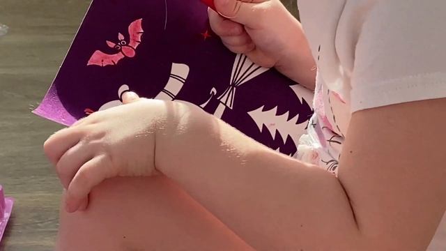 РИСУЕМ НОСОРОГА!! Набор юного художника с мольбертом в помощь)) смотреть онлайн