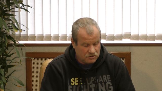 Отец погибшего байкера просит генерала Аренина востановить справедливость смотреть онлайн