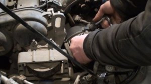 Как снять и поставить генератор Форд Фокус 2(Ford Focus 2)