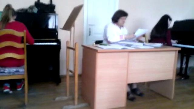 На уроке хора смотреть онлайн
