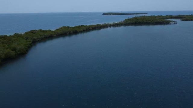 Lagoon Caye смотреть онлайн