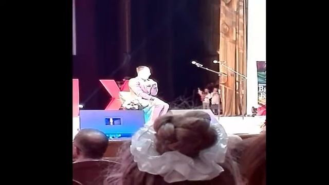 Женщина за рулём автомобиля - Юрий Аскаров смотреть онлайн