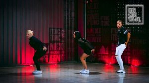 Sweet Dreams (Are Made Of This) - Eurythmics, Annie Lennox, Dave Stewart | FitDance  | Dance Video