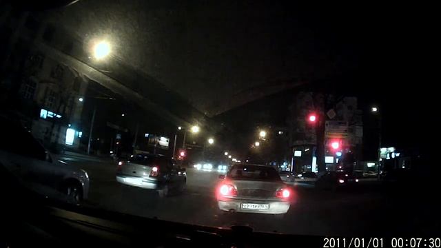 Пример записи ночью с Supra SCR-590. HD car dvr . 2.0 mega pixel смотреть онлайн