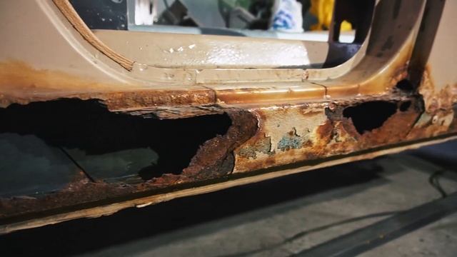 Реставрация Mercedes Geländewagen W460. Сварочные работы.