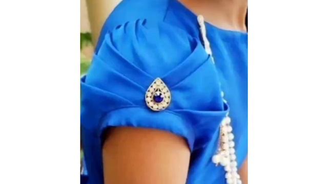 Simple Puff Sleeves Blouse Designs || Puff Sleeves || Blouse Designs #blouse #puffsleeves #fashion смотреть онлайн