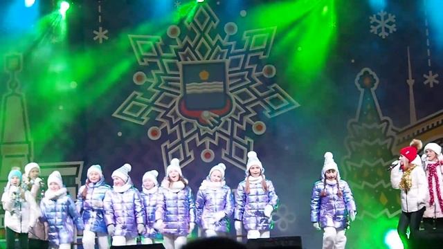 Студия "Весёлая компания" - Кабы не было зимы смотреть онлайн