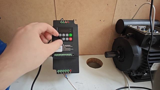 Настройка однофазного преобразователя частоты серия ZV