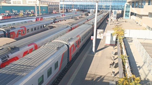 ЭП20-057 с поездом №020 Москва - Ростов-на-Дону смотреть онлайн