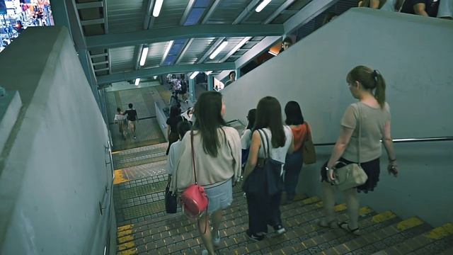 Zhiyun Crane M2 with Sony A5100 with 16mm f2.8 + VCL-ECU1 night test// Chung Dha смотреть онлайн