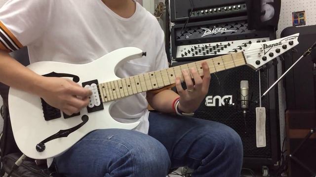 Ibanez PGMM31 Paul Gilbert Mikro Guitar смотреть онлайн