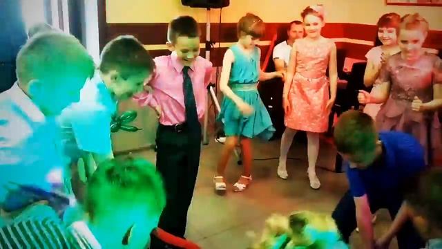 Выпускной! 4 а класс 3 гимназия город Тейково! Ведущая Яна Глушаева смотреть онлайн