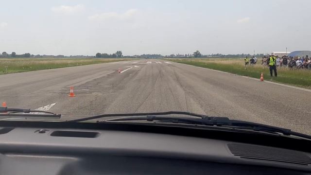 Toyota GT 86 vs mercedes SLK and Jeep ZJ 5.9 V8 vs Golf V GTI 400hp смотреть онлайн