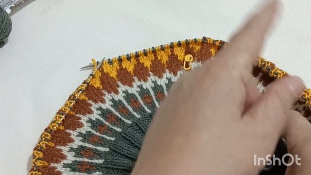 RUS KANALİNDAN ORDUM?  Iki şiş Kolay örgü Modeli   Modeli 2.