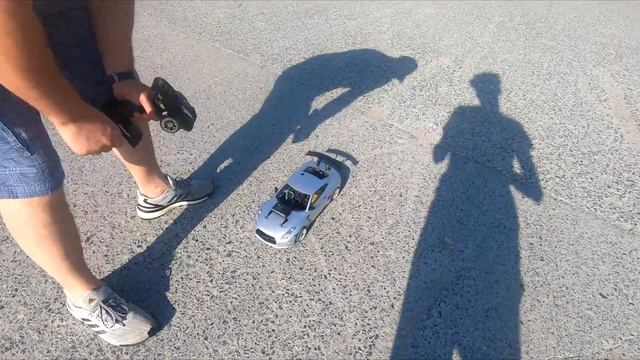 Nitro RC Cars Nissan GTR R35 - HSP 94122 Top Speed Test смотреть онлайн