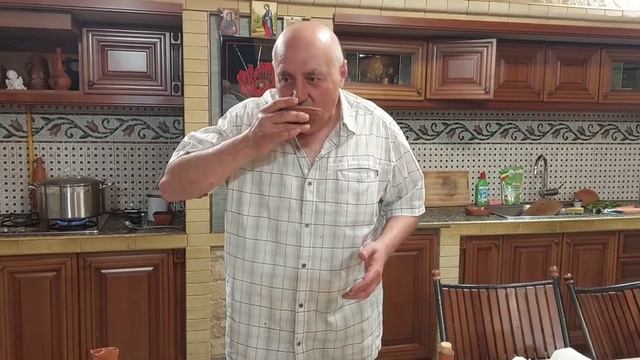сом в орехово-уксусном соусе смотреть онлайн