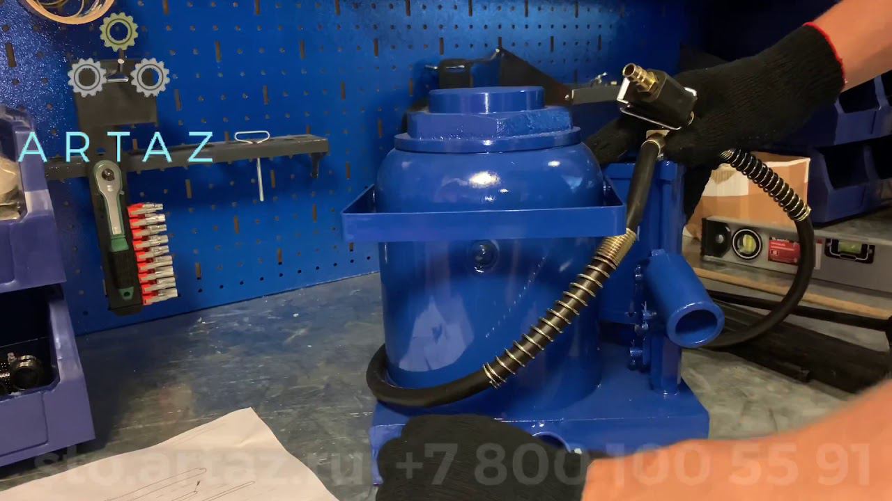 Домкрат грузовой подкатной пневмогидравлический 50т T21050 AE&T смотреть онлайн