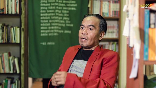 SAM RATULANGI: DARI STM HINGGA JADI DOKTOR PERTAMA BIDANG MTK DAN FISIKA DI HINDIA BELANDA смотреть онлайн