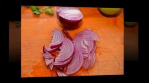 Салат из креветок, авокадо и апельсина