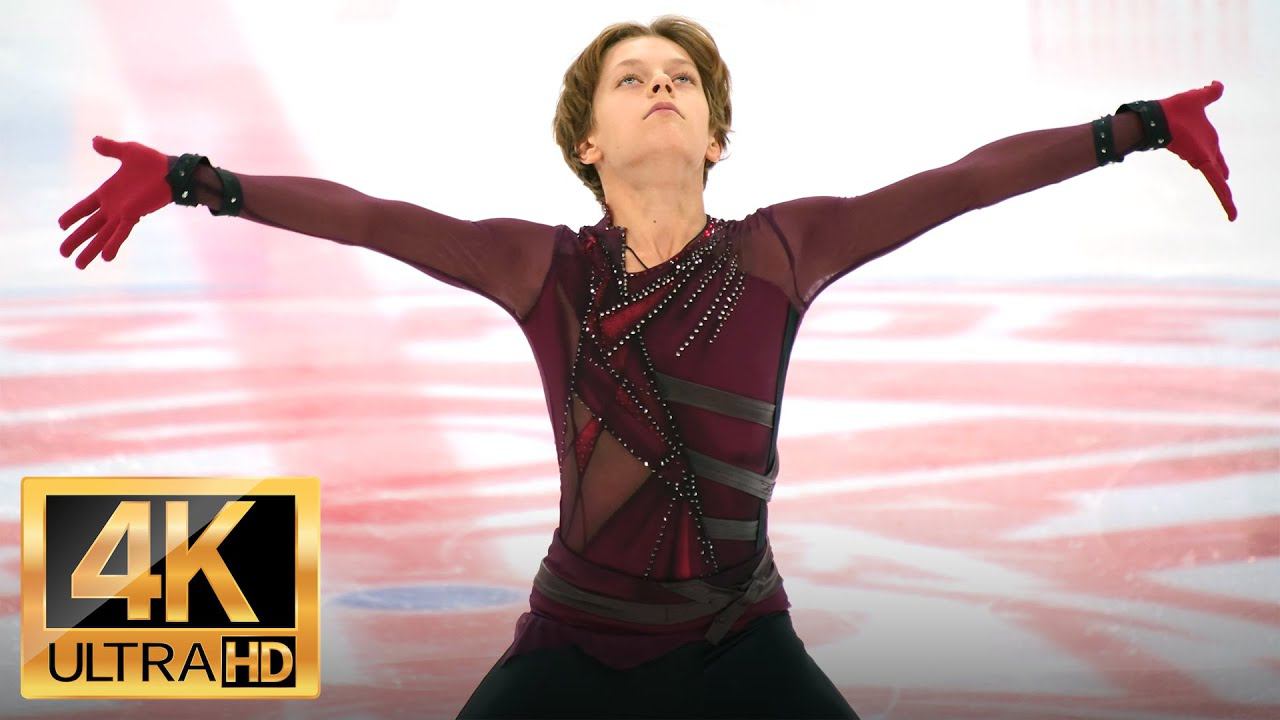 Арсений ФЕДОТОВ выступил на дне московского спорта, 6 июля 2024 г. (фанкам, 4К) смотреть онлайн