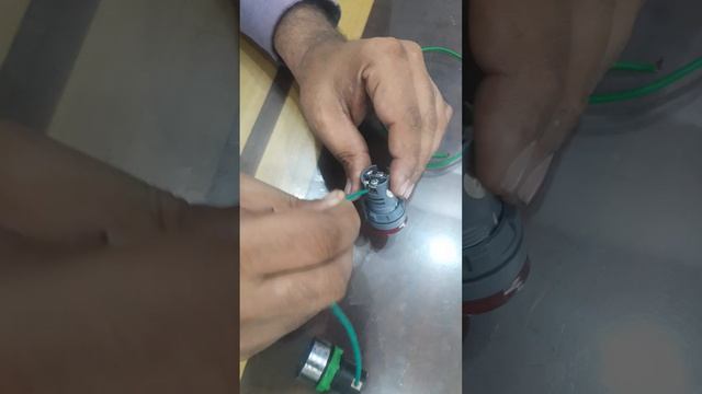 What is Not Gate or Inverse Gate | Complete Wiring of Logic gates | смотреть онлайн