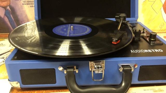 Turntable vintage Audio-Retro AR-007 blue смотреть онлайн