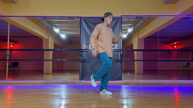 Брейк данс обучение: TOPROCK / KICK STEP BASIC