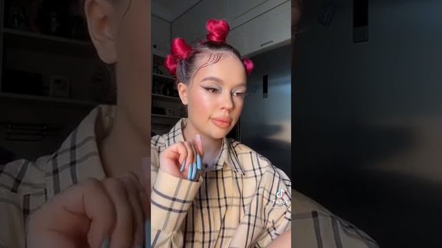 Инстасамка в Tik Tok НОГТИ смотреть онлайн