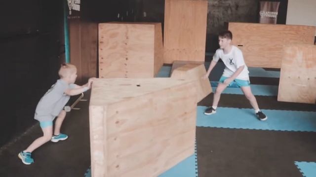 Gen X Parkour Games смотреть онлайн