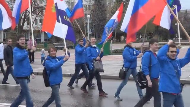 Парад 1 мая 2013 года