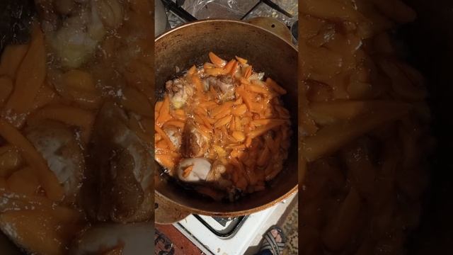 Готовим плов дома Уйда ош килиш #плов смотреть онлайн