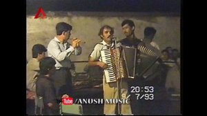 Лоик Шерали Убайдулои Рачаб Чумахон Сафаров Давладманд Холов дар соли 1993 бинед чихел ачоиб аст