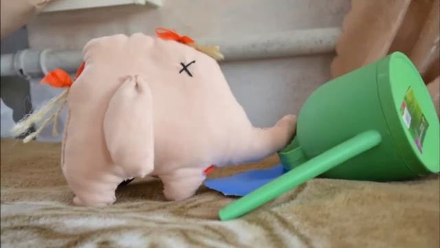 Слониха Груша (Обучающее видео для детей)