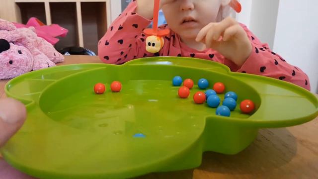 Crazy Bee, Game Review Video With Charlotte Around Easter