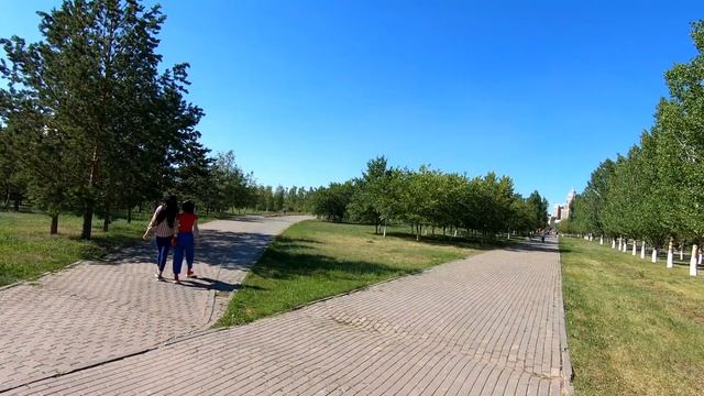 Нур-Султан. Хан Шатыр. Мечет Нур-Астана. Башня Байтерек. смотреть онлайн
