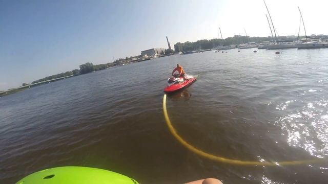 Полеты на Флайборде двоем.... на крестовском. смотреть онлайн