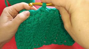 Показываю обвязку коврика из трикотажной пряжи.